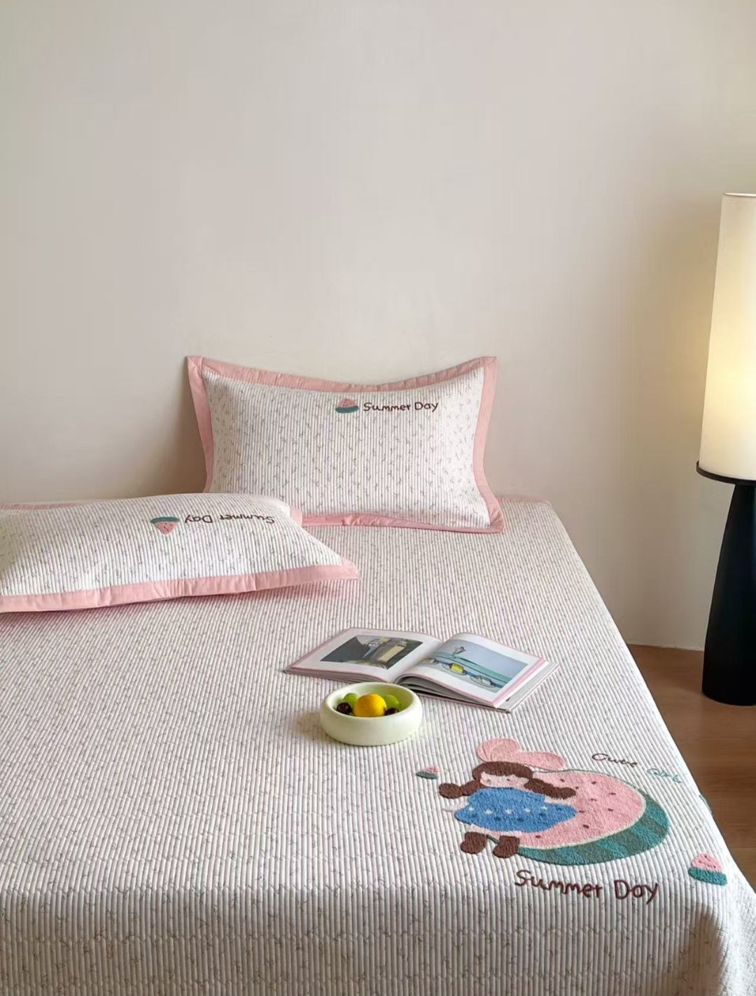Double Yarn Cotton Comforter with Embroidery