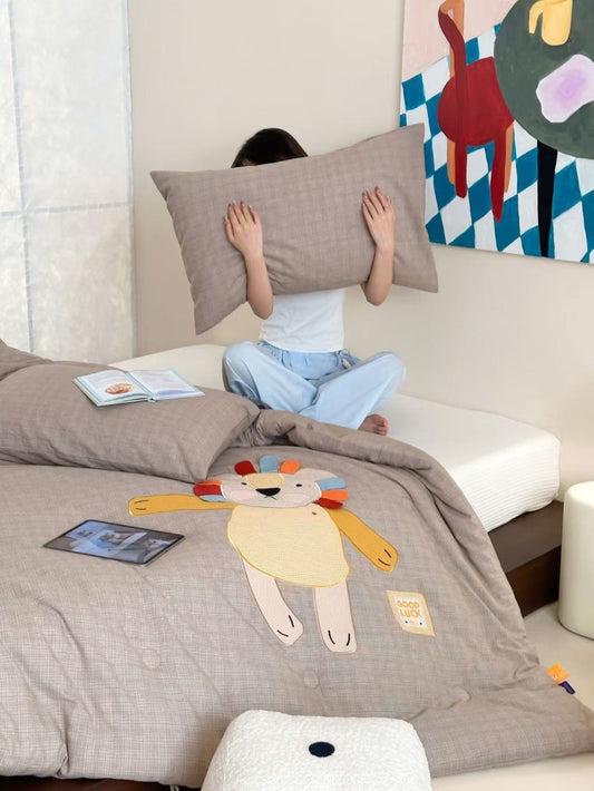 Double Yarn Cotton Quilts with Embroidery